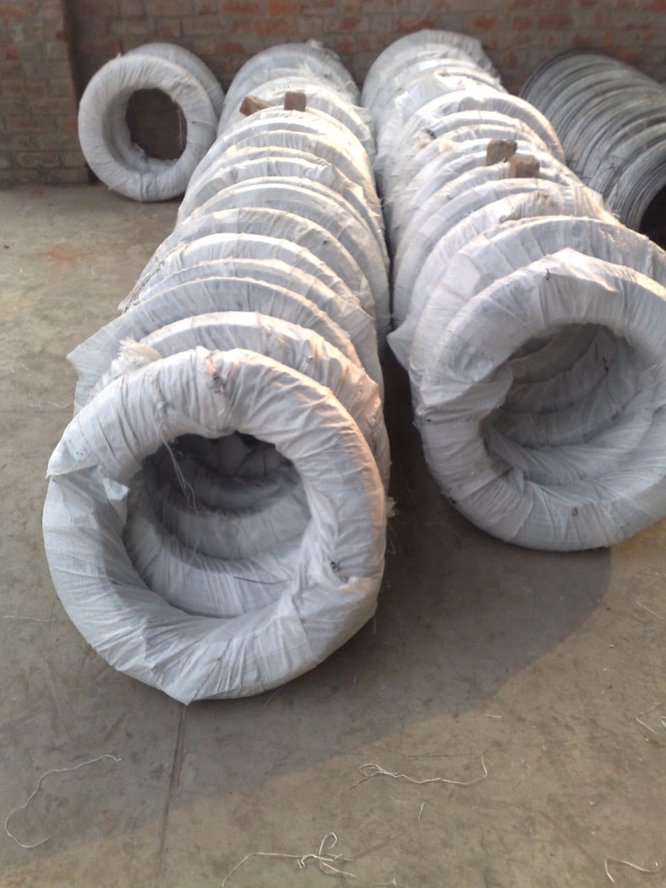 Stay Wire — export-packed wrapped coils